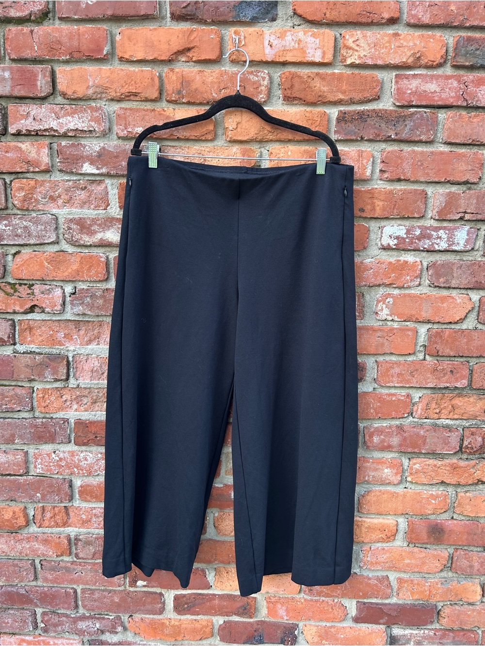 Chico’s Women’s Wide Leg Cropped Pull On Knit Pants Size 3/16R